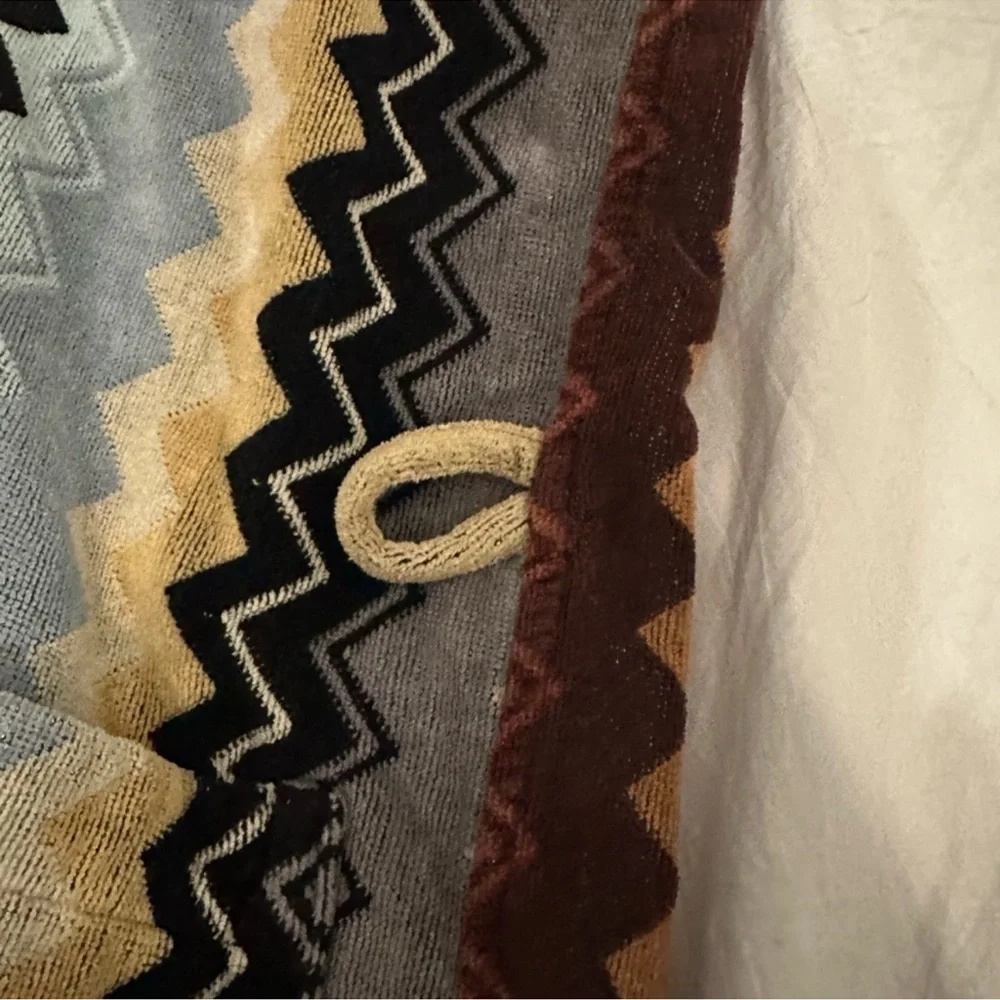 Missoni Home Giacomo Bathrobe - Picture 9 of 11